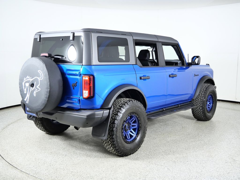 Thumbnail: 2023 Ford Bronco - 10