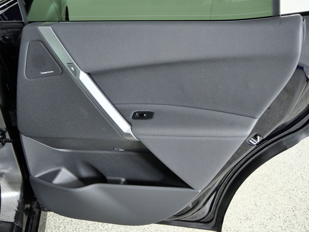 Thumbnail: 2026 BMW iX - 24