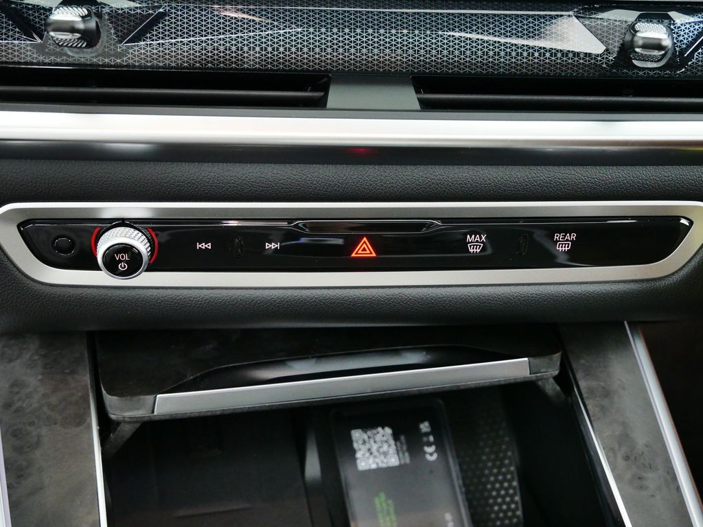 Thumbnail: 2026 BMW X5 - 43