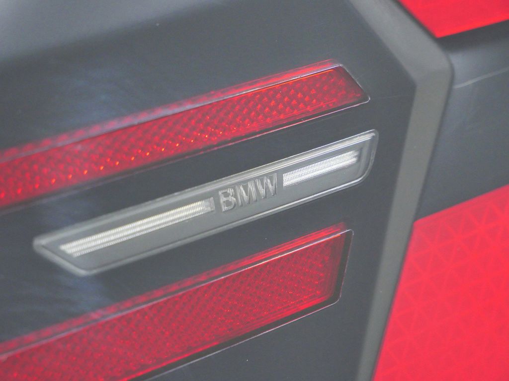 Thumbnail: 2026 BMW X5 - 18