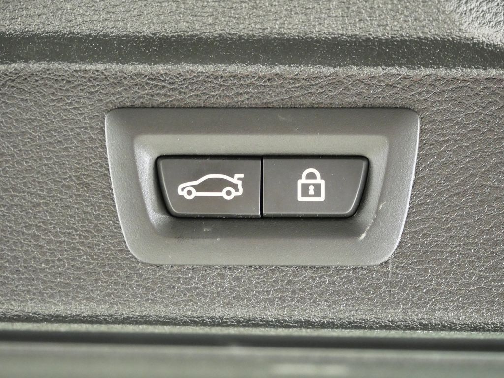 Thumbnail: 2017 BMW X5 - 30