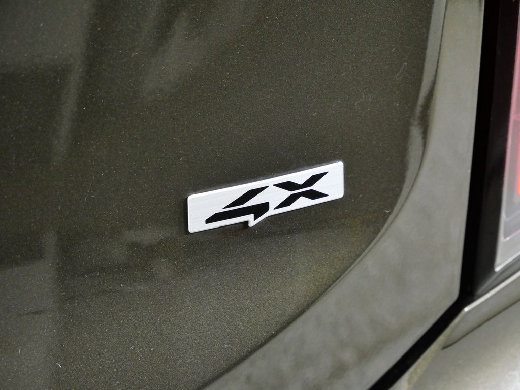 Thumbnail: 2023 Kia Telluride - 14