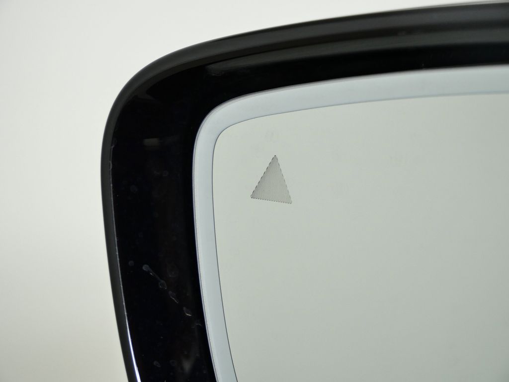 Thumbnail: 2023 BMW 3 Series - 40