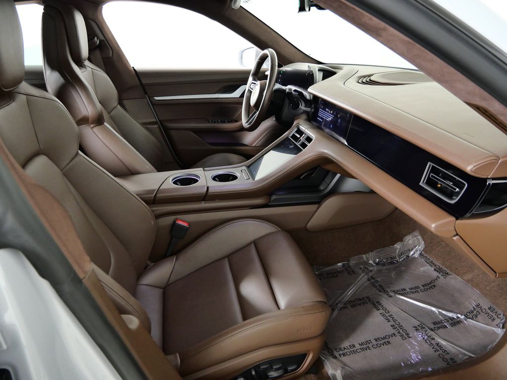 Thumbnail: 2024 Porsche Taycan - 21