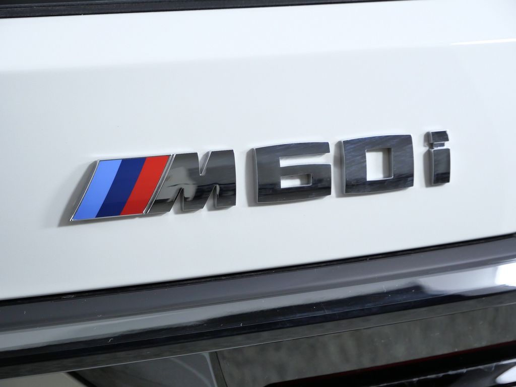 Thumbnail: 2026 BMW X7 - 12