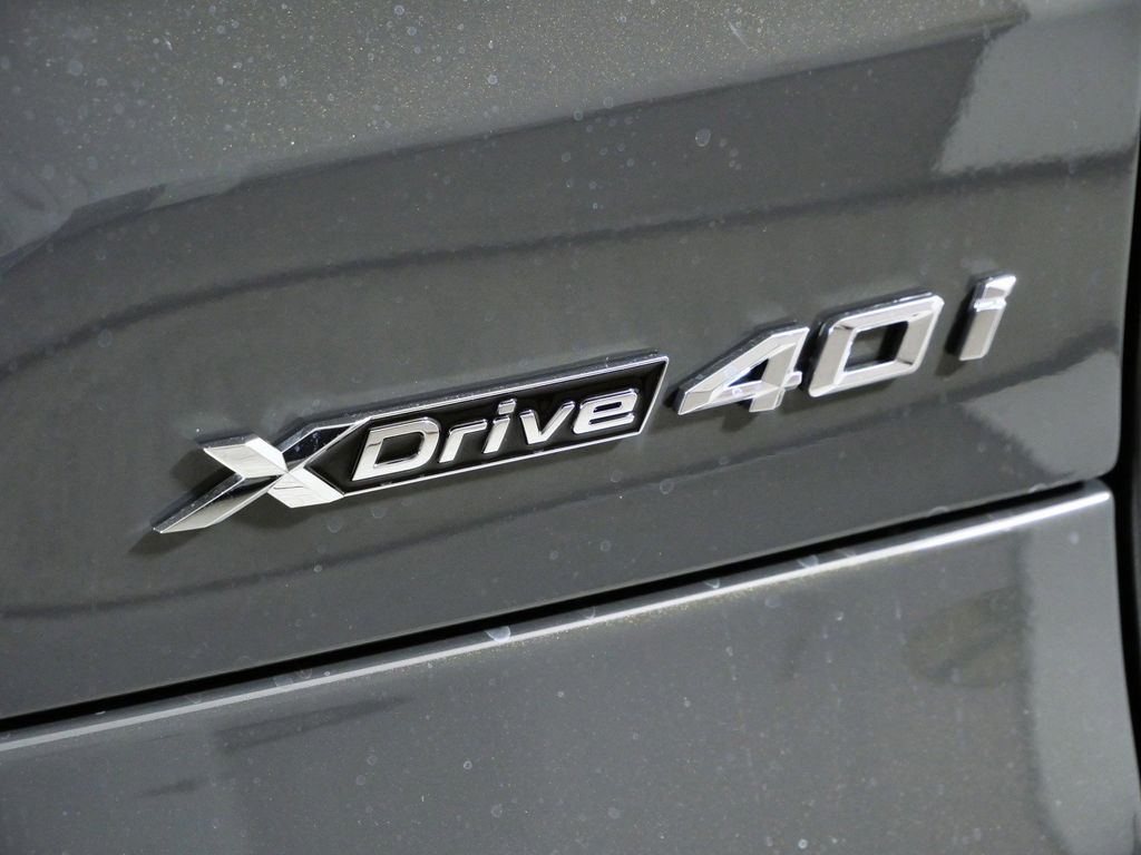 Thumbnail: 2026 BMW X5 - 12