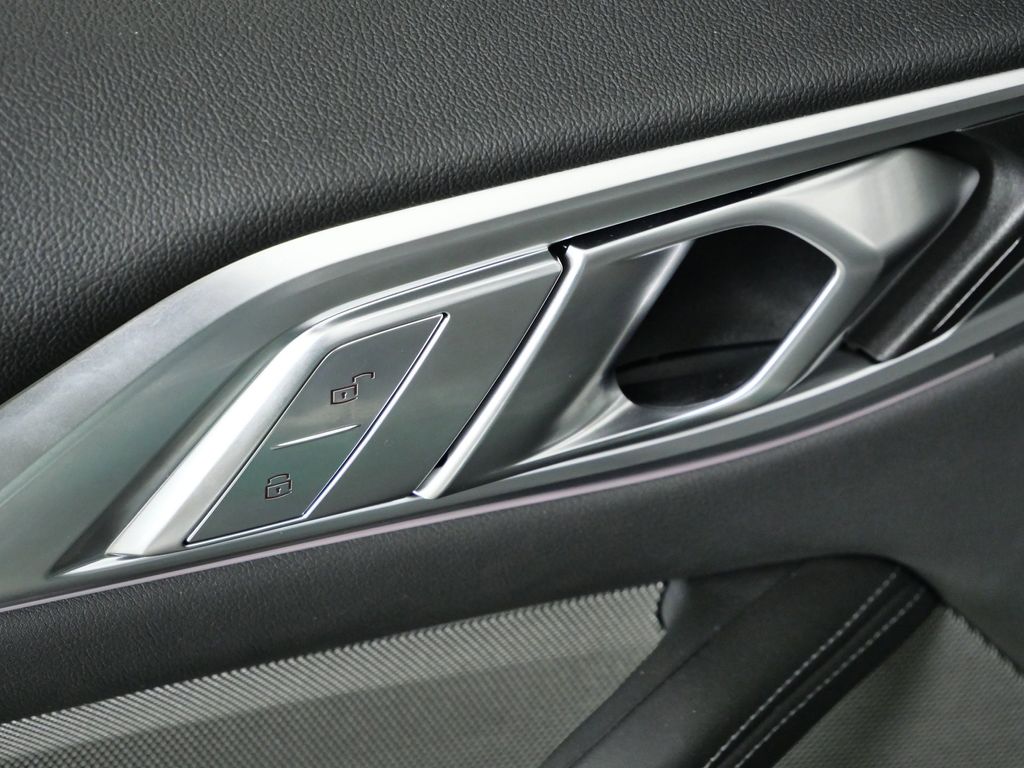 Thumbnail: 2026 BMW M4 - 33