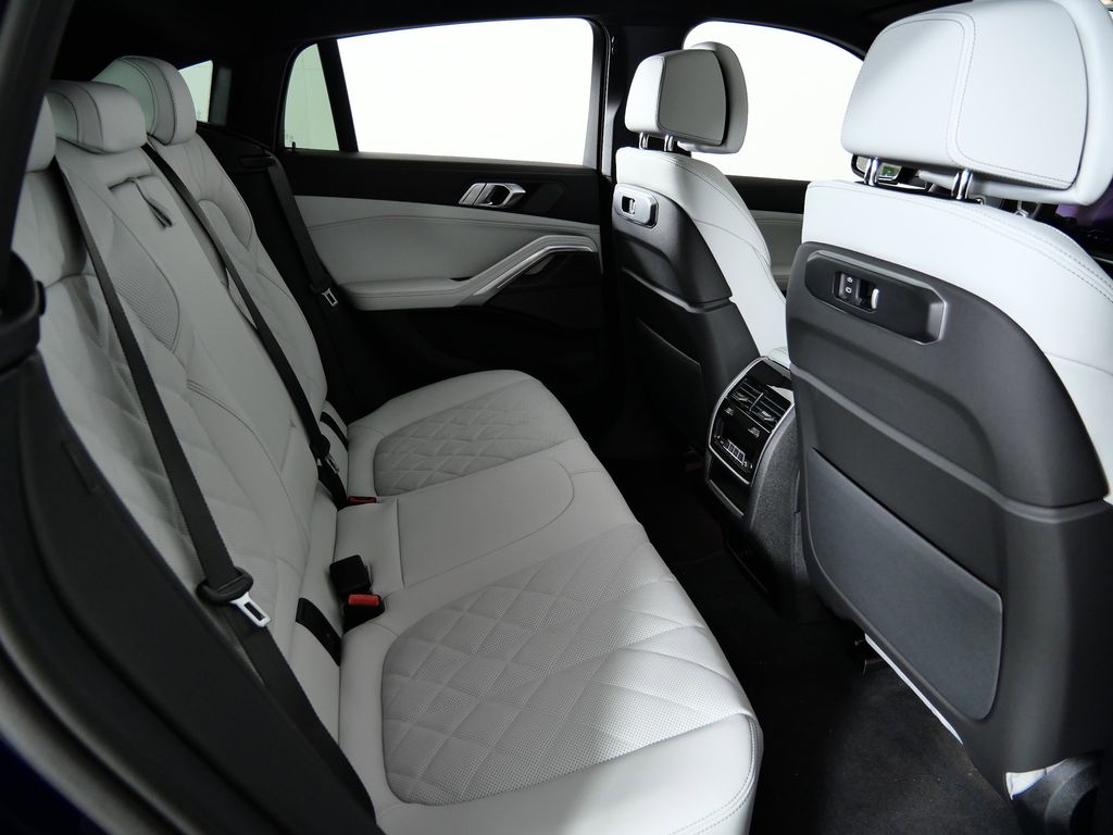 Thumbnail: 2026 BMW X6 - 26