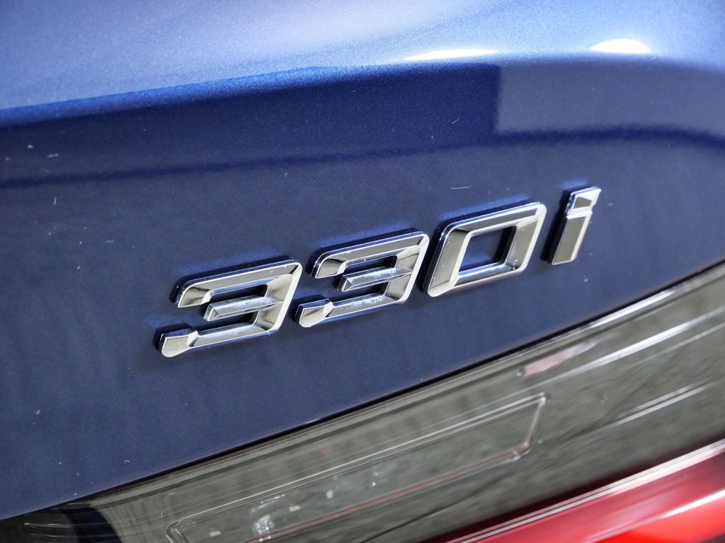 Thumbnail: 2023 BMW 3 Series - 15