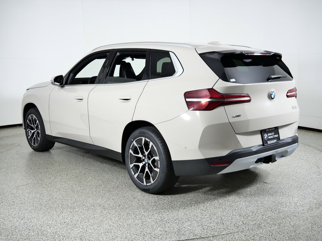 Thumbnail: 2026 BMW X3 - 14