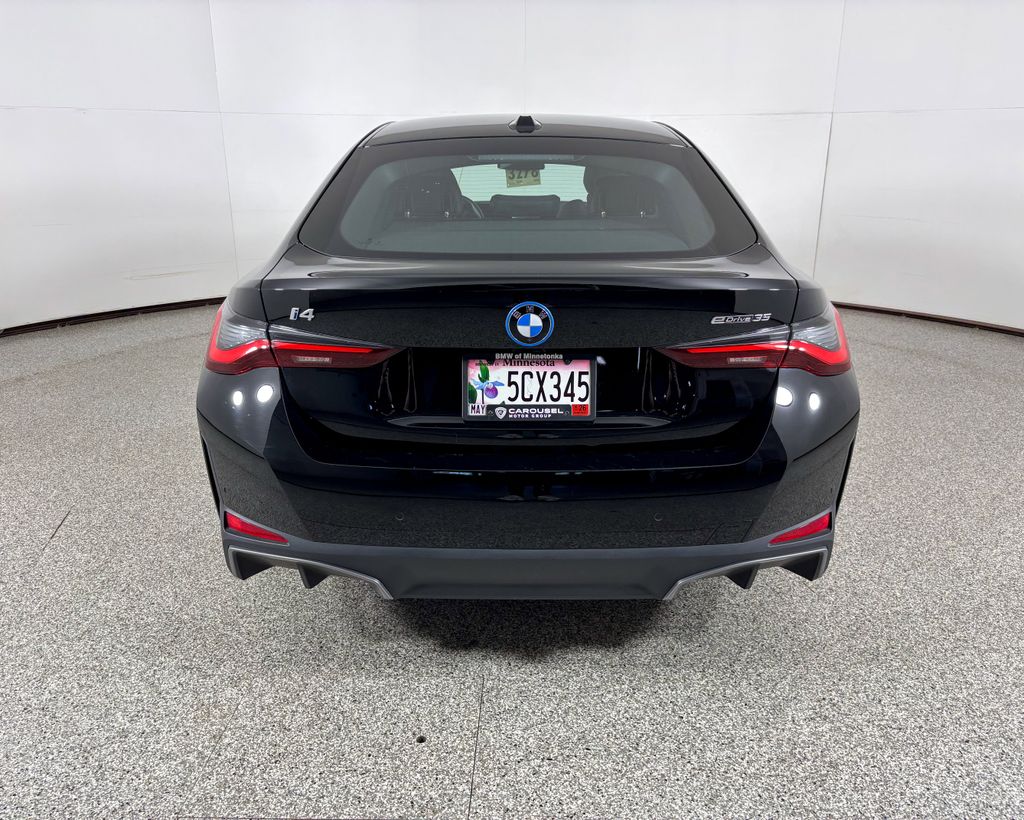 Thumbnail: 2023 BMW i4 - 6