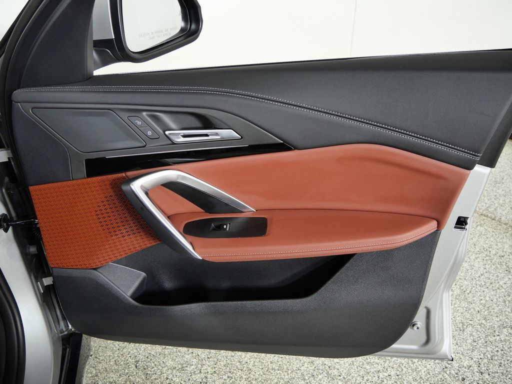 Thumbnail: 2026 BMW X1 - 19