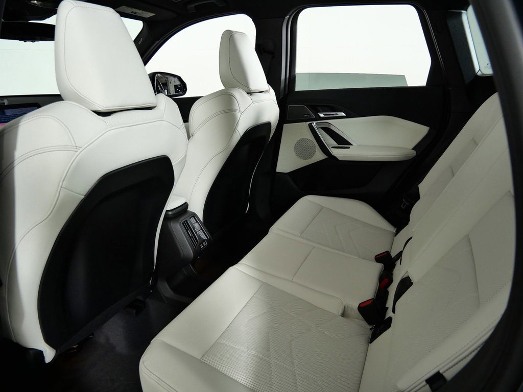 Thumbnail: 2026 BMW X1 - 29