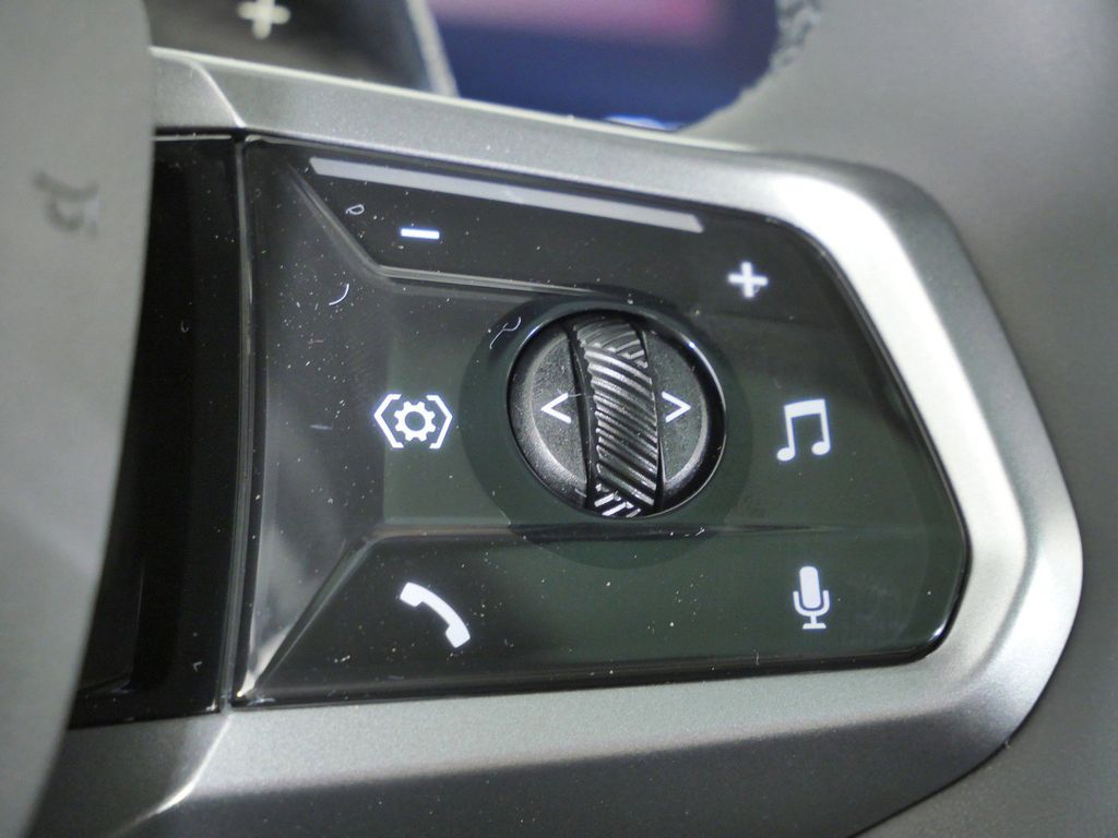 Thumbnail: 2026 BMW X3 - 41