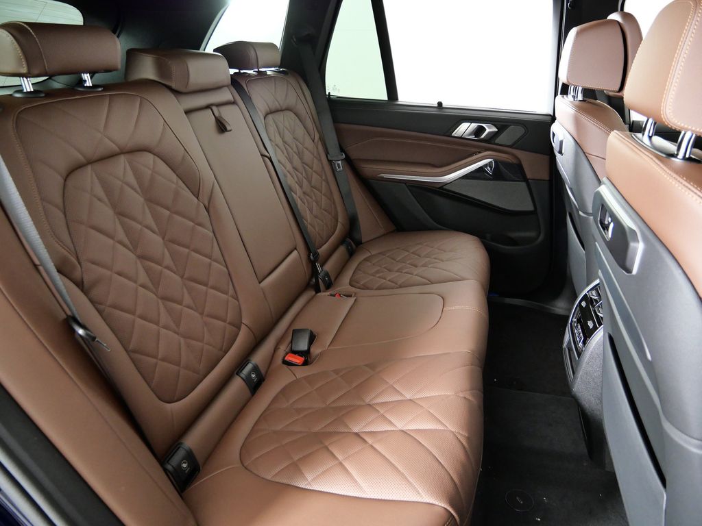 Thumbnail: 2026 BMW X5 - 27