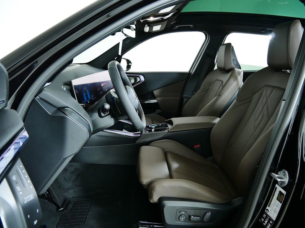 Thumbnail: 2026 BMW X3 - 33