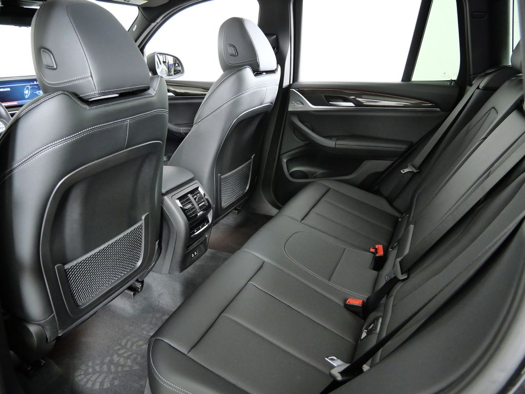 Thumbnail: 2024 BMW X3 - 35