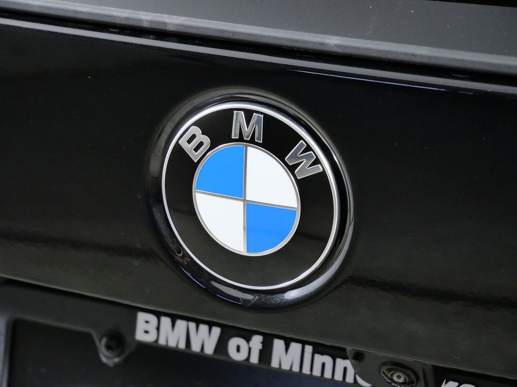 Thumbnail: 2026 BMW X1 - 11