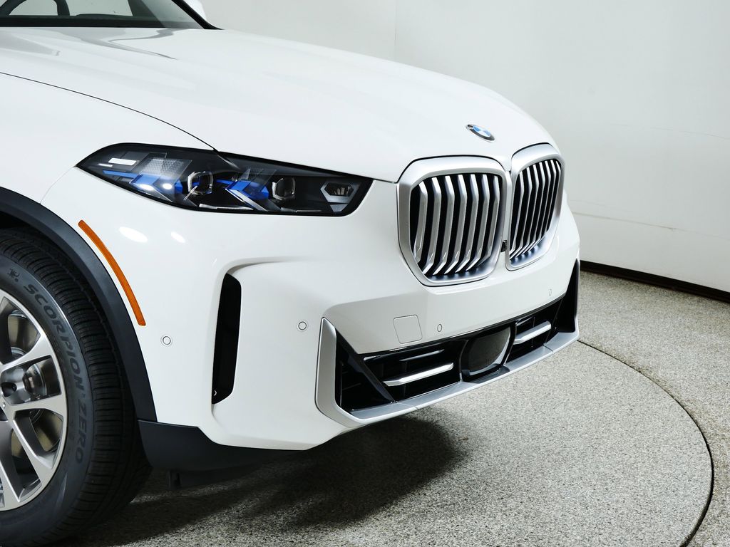 Thumbnail: 2026 BMW X5 - 3