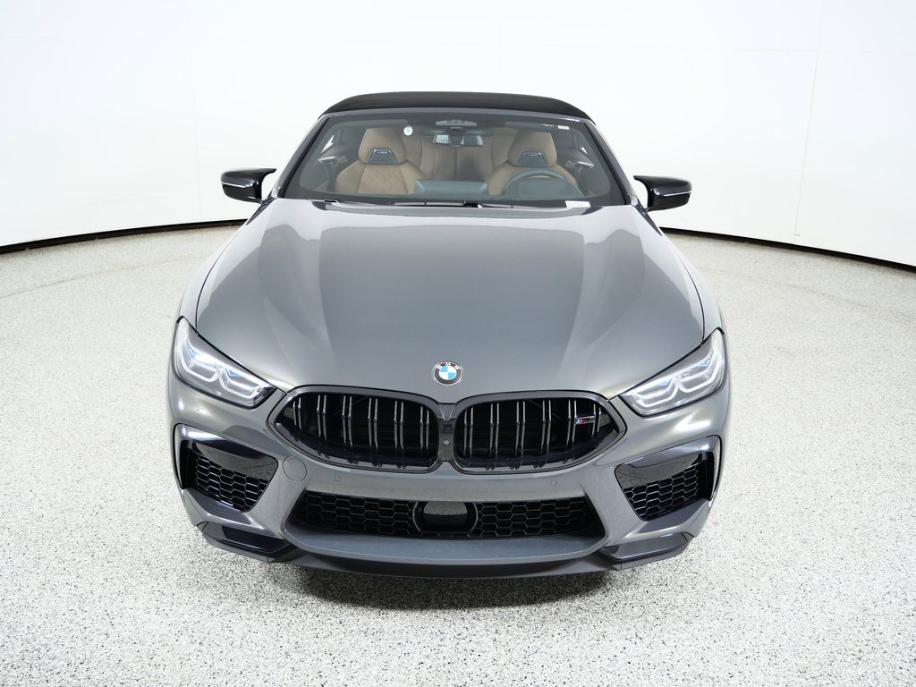 Thumbnail: 2025 BMW M8 - 16