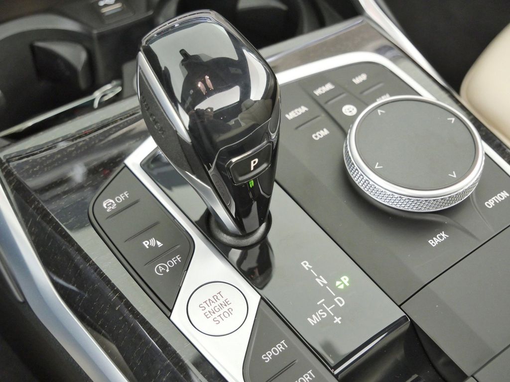 Thumbnail: 2021 BMW 4 Series - 45