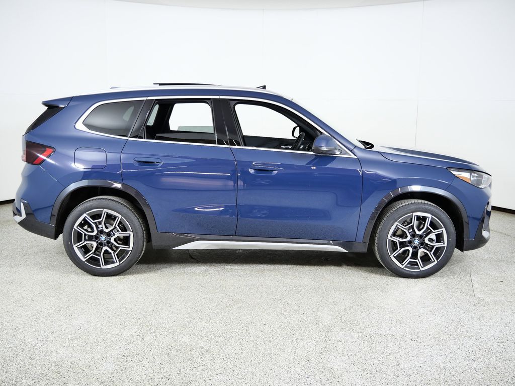 Thumbnail: 2026 BMW X1 - 8
