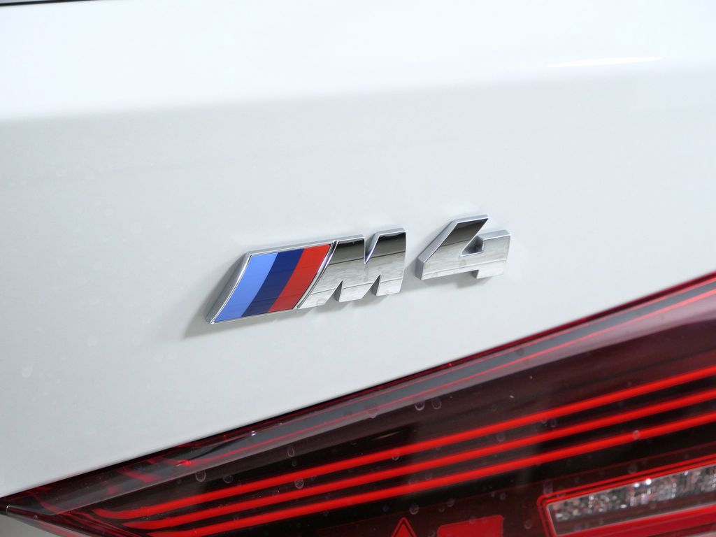 Thumbnail: 2026 BMW M4 - 12