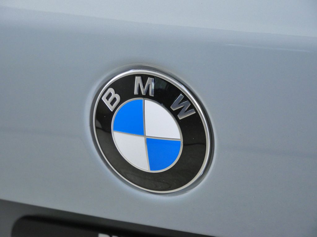 Thumbnail: 2026 BMW X5 - 11