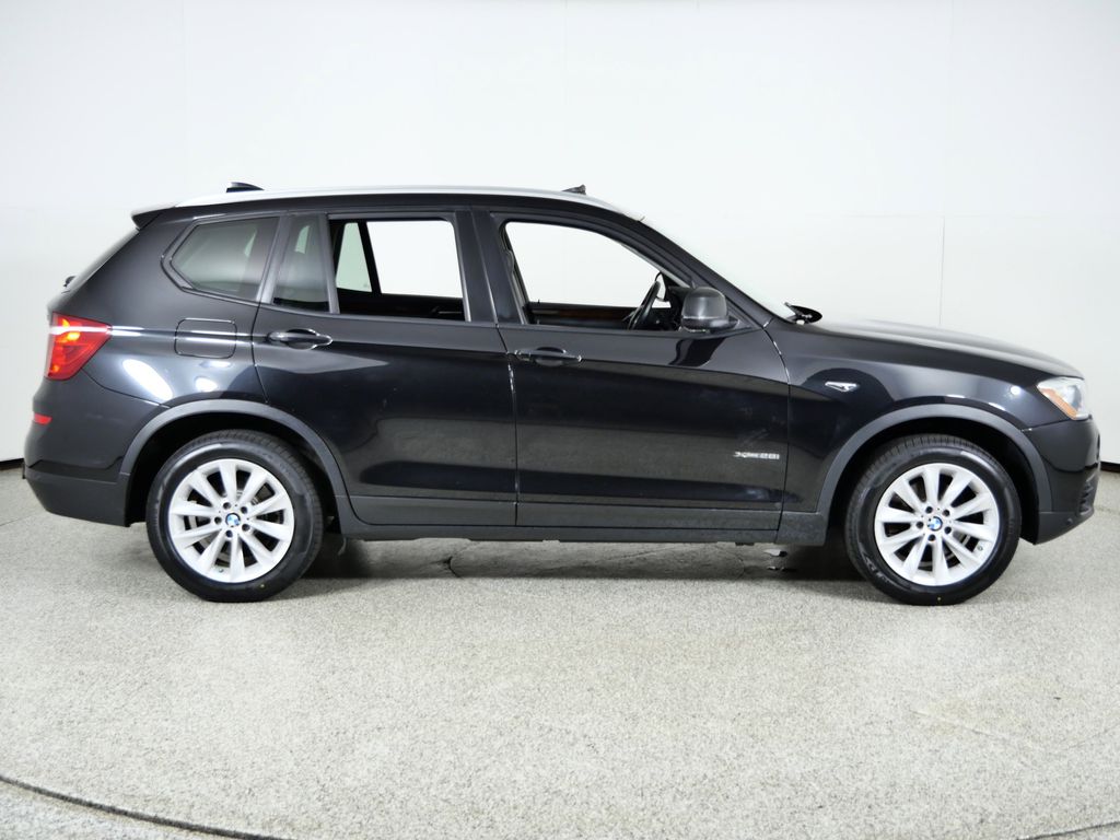 Thumbnail: 2016 BMW X3 - 9