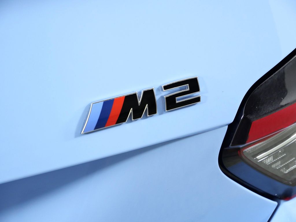 Thumbnail: 2025 BMW M2 - 13