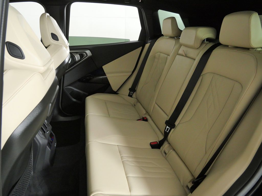 Thumbnail: 2026 BMW X3 - 32