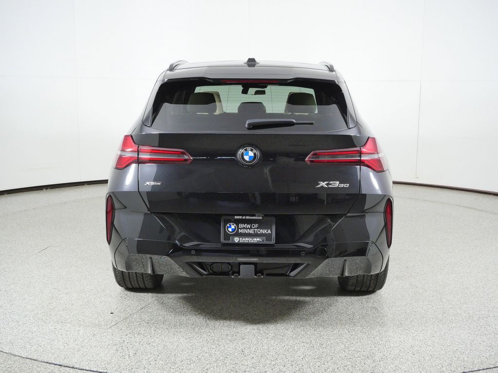 Thumbnail: 2026 BMW X3 - 10