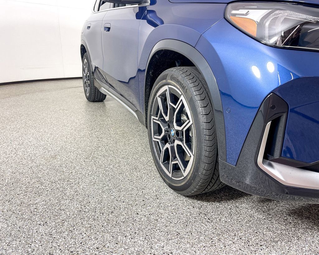 Thumbnail: 2025 BMW X1 - 12