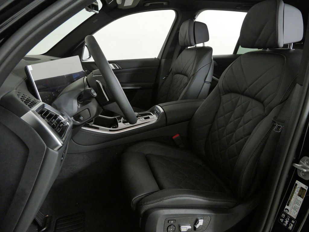 Thumbnail: 2026 BMW X5 - 36