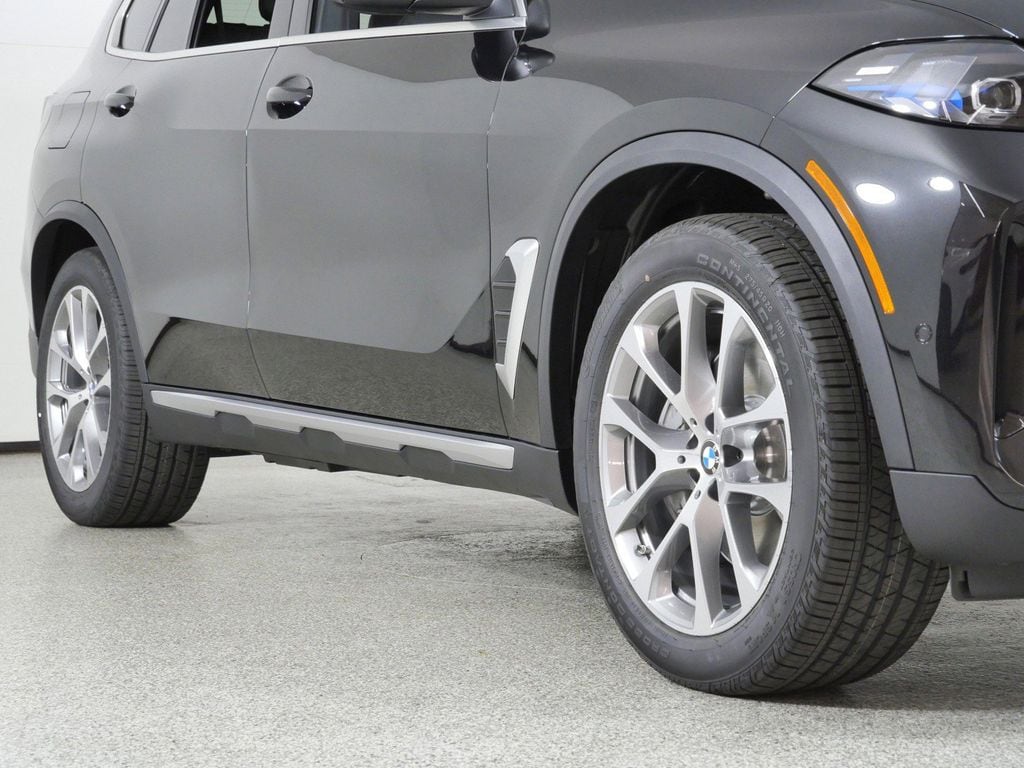 Thumbnail: 2026 BMW X5 - 6