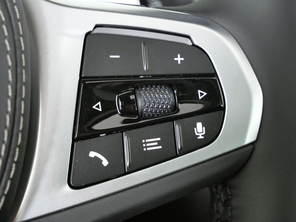 Thumbnail: 2026 BMW X5 - 42