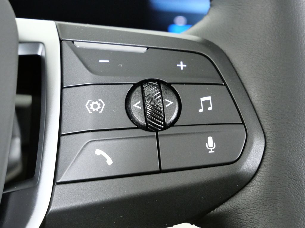 Thumbnail: 2026 BMW X1 - 40