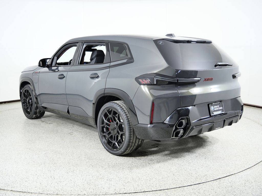 Thumbnail: 2026 BMW XM - 14