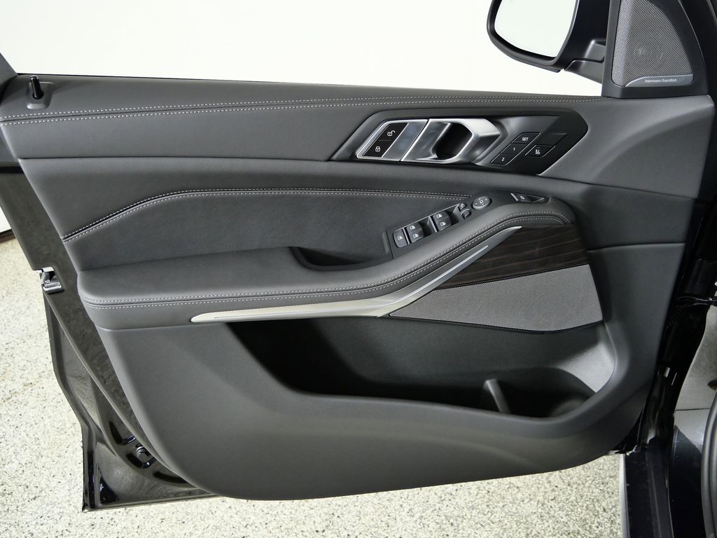 Thumbnail: 2026 BMW X5 - 34