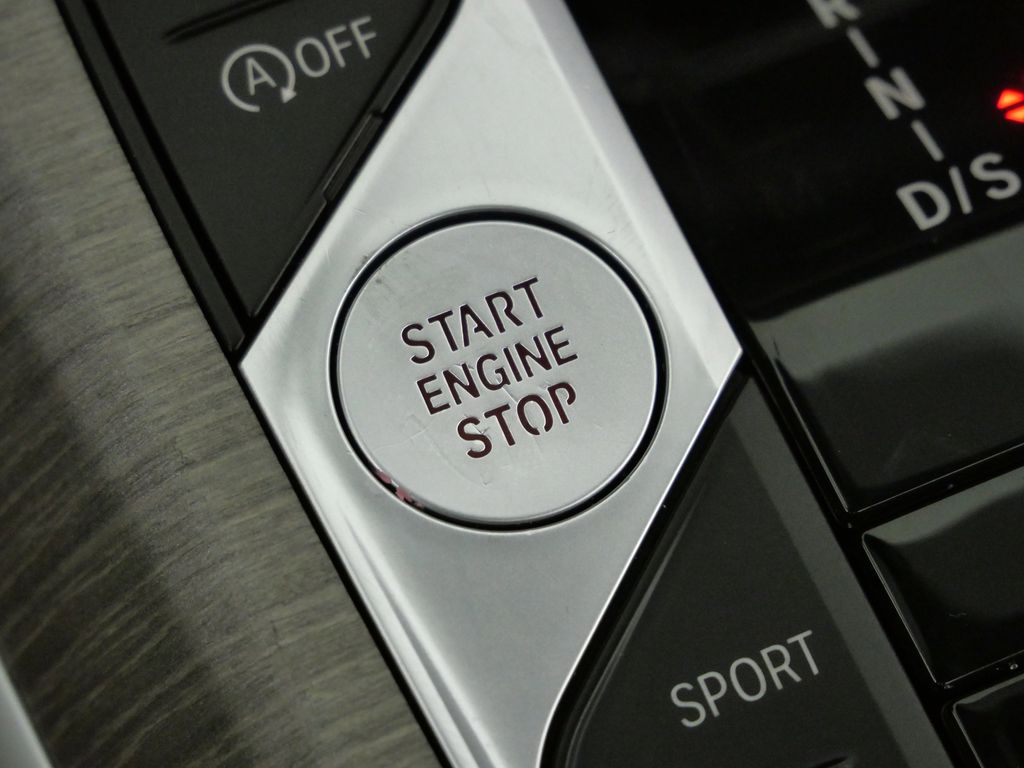 Thumbnail: 2025 BMW 4 Series - 48