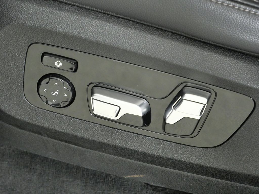 Thumbnail: 2019 BMW X7 - 39