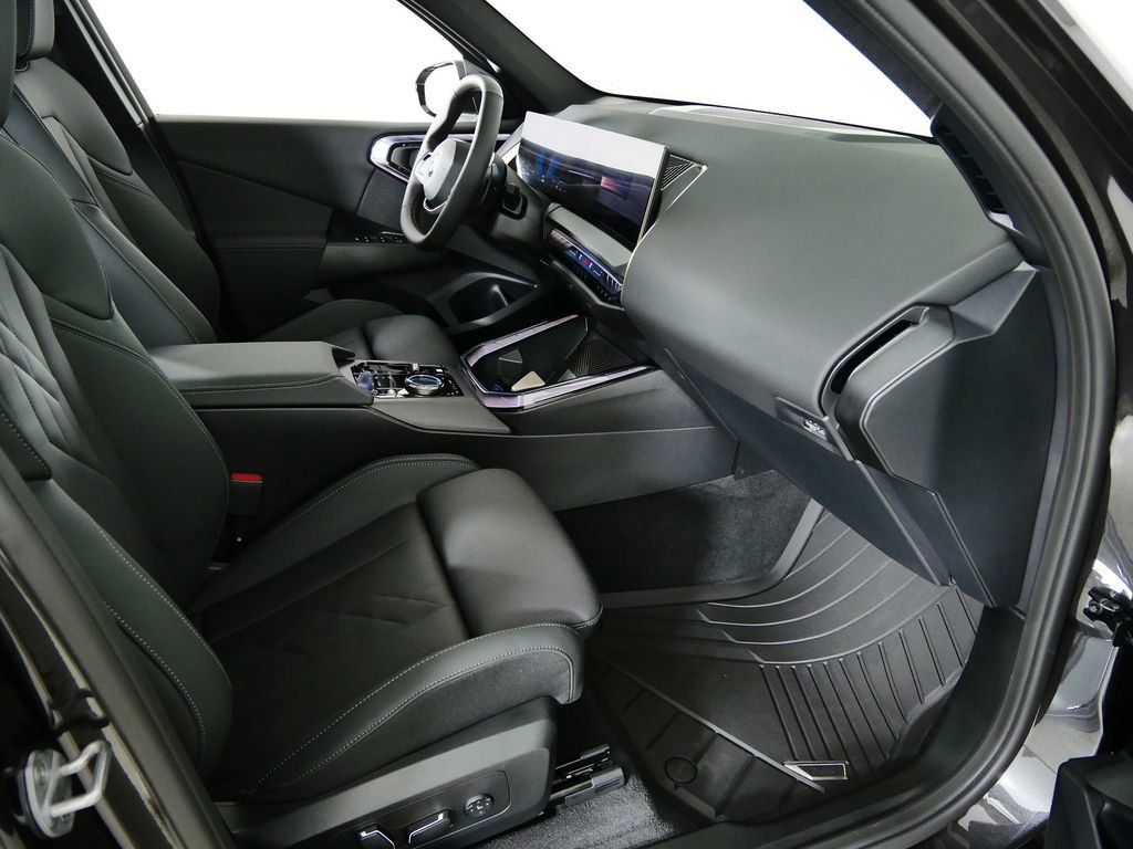 Thumbnail: 2025 BMW X3 - 23