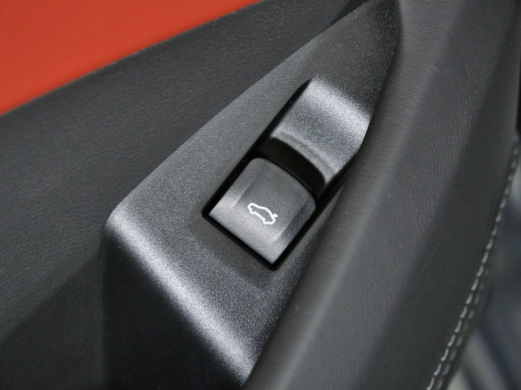 Thumbnail: 2024 BMW M8 - 35