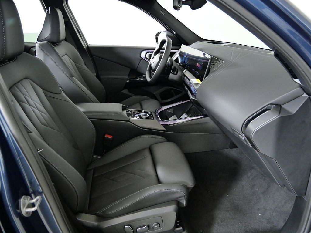 Thumbnail: 2026 BMW X3 - 23