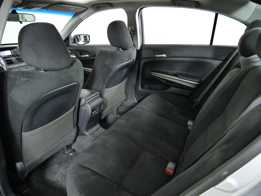 Thumbnail: 2010 Honda Accord - 28