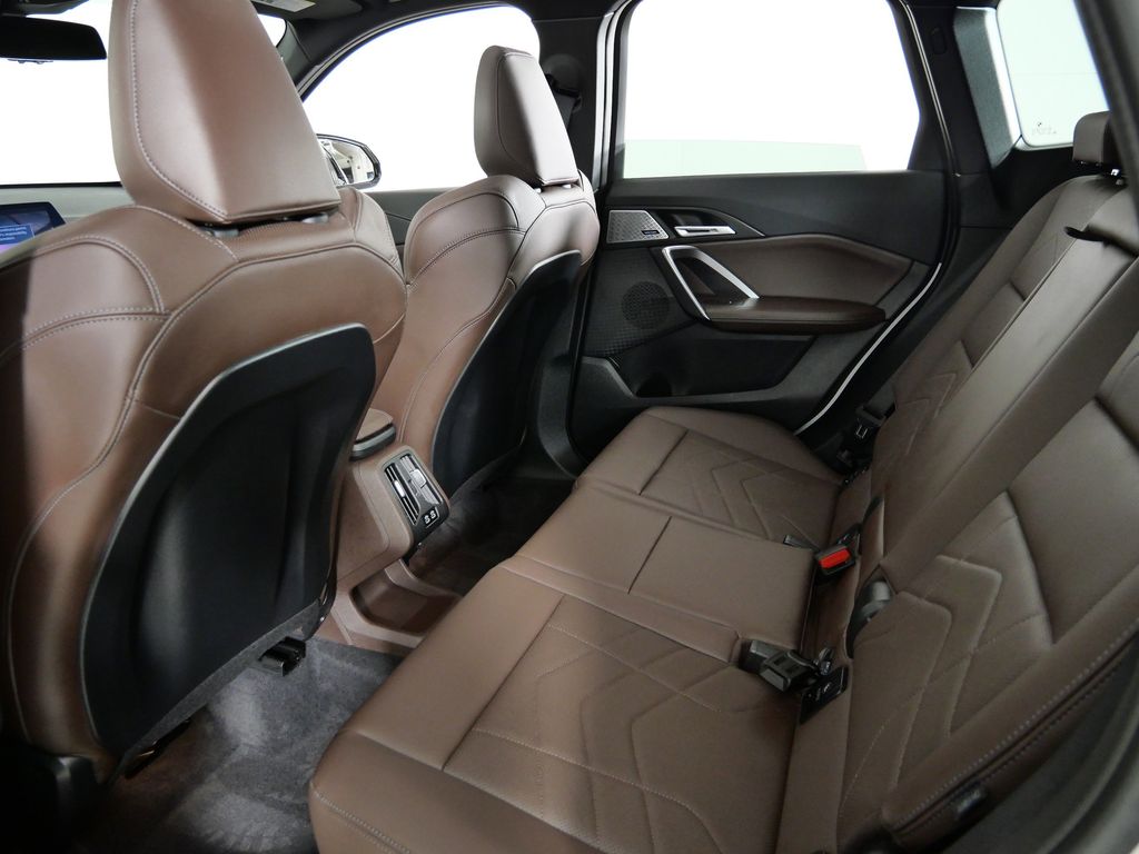 Thumbnail: 2025 BMW X1 - 34