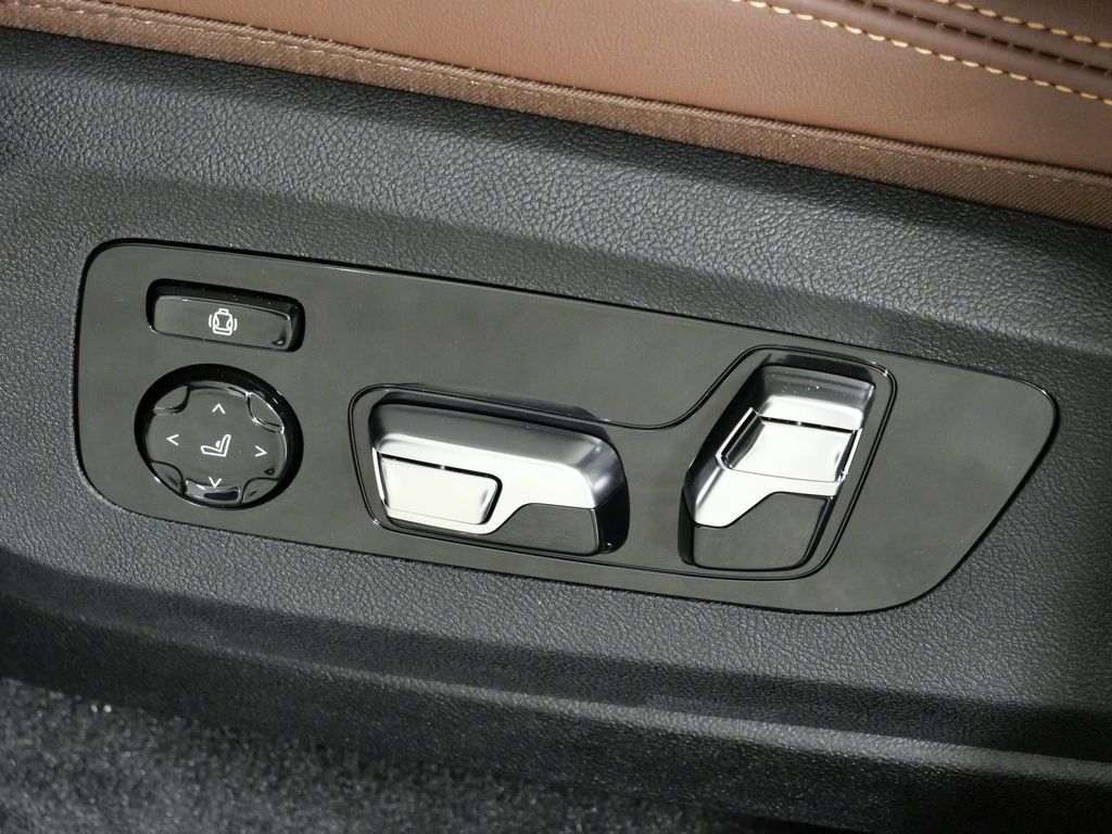 Thumbnail: 2026 BMW X6 - 39