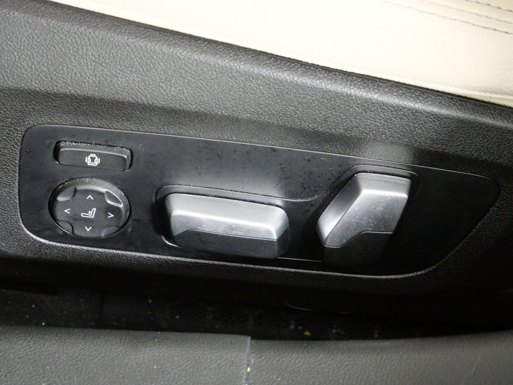 Thumbnail: 2023 BMW 3 Series - 41