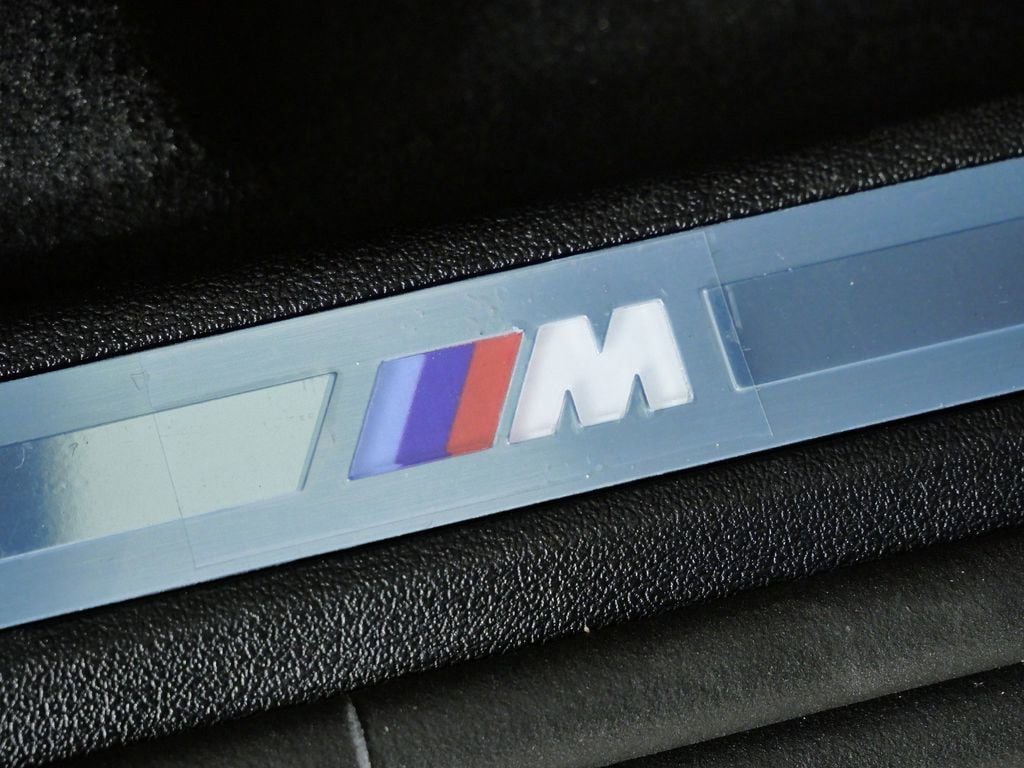 Thumbnail: 2026 BMW X7 - 25