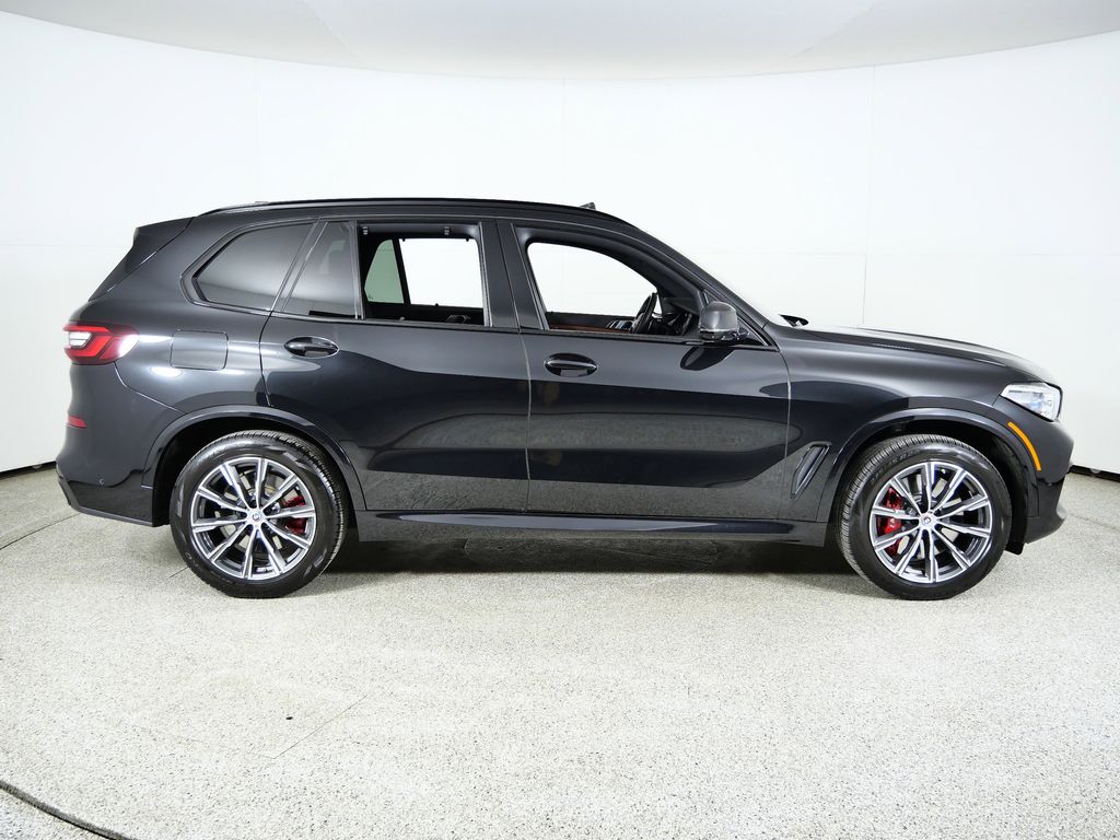 Thumbnail: 2023 BMW X5 - 10